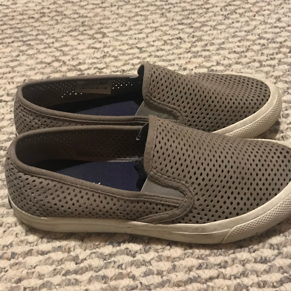 Sperry mesh material extremely comfortable